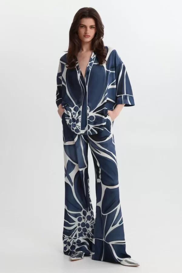 Bill Cost Παντελόνα σε Υφή Σατέν με Μοτίβο-10-342303-0-Blue/White-Μπλε/Λευκό