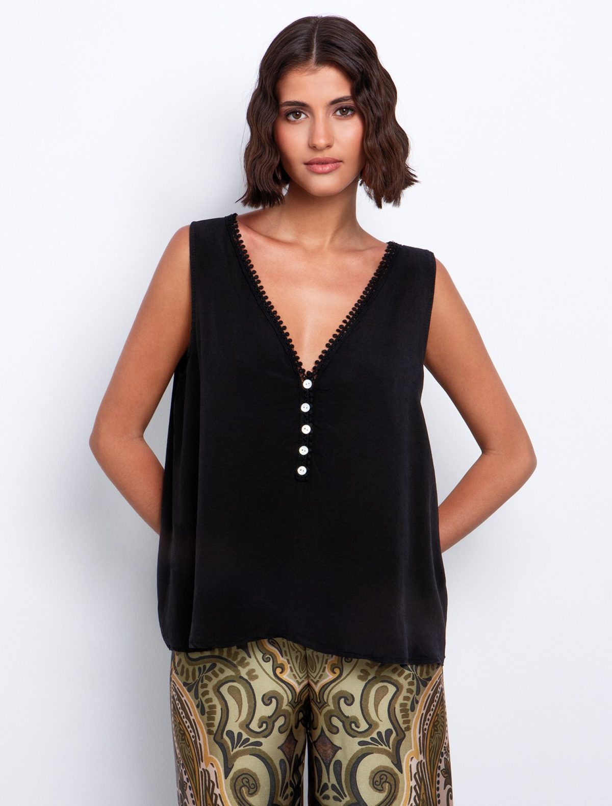 Toi&Moi Τοπ με crochet-V & κουμπιά 30-5560-125-Black/Μαύρο