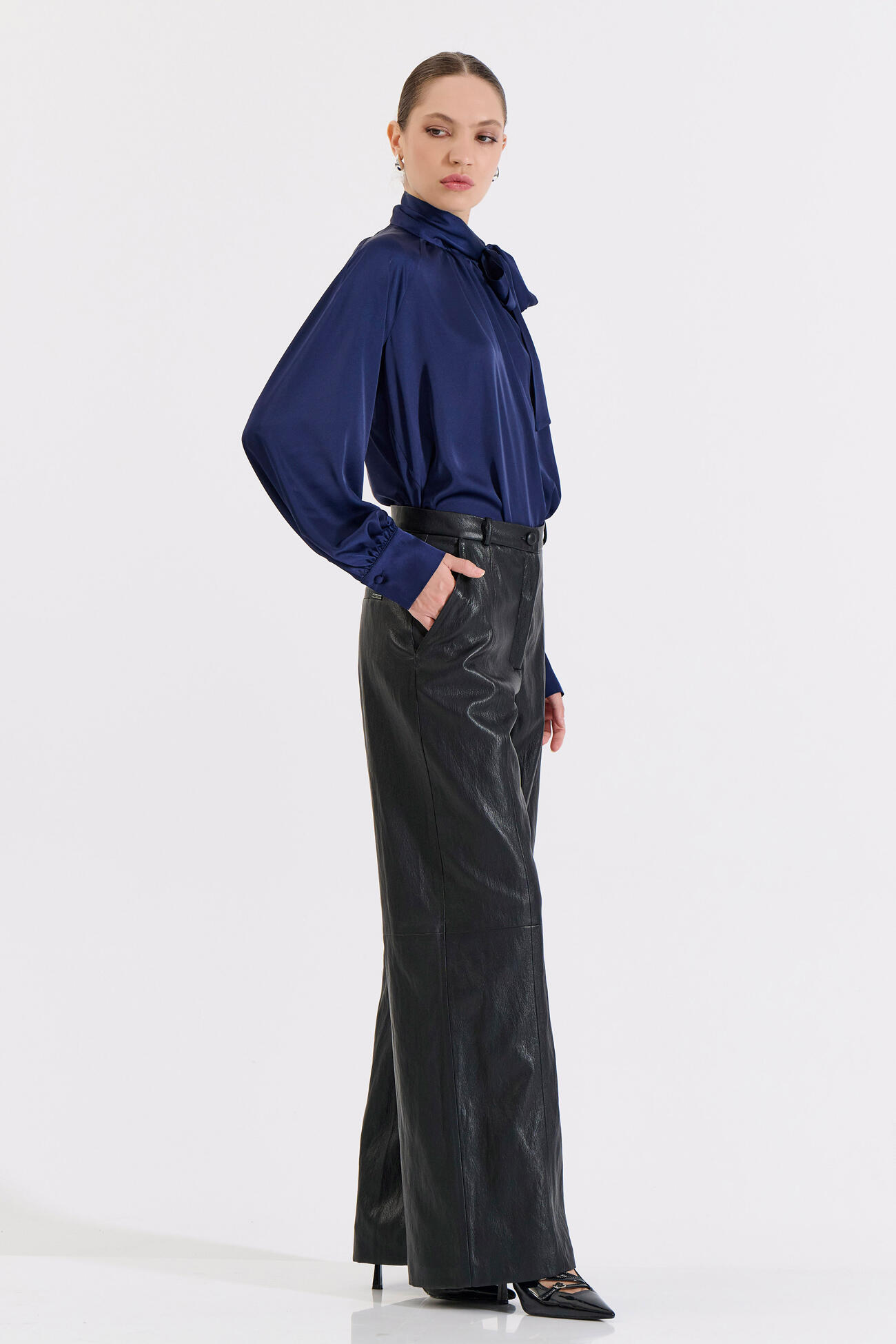 Bill Cost Παντελόνι από Δερματίνη σε Ίσια Γραμμή-10-010191-0-Black/Μαύρο Bill Cost Παντελόνι από Δερματίνη σε Ίσια Γραμμή-10-010191-0-Black/Μαύρο