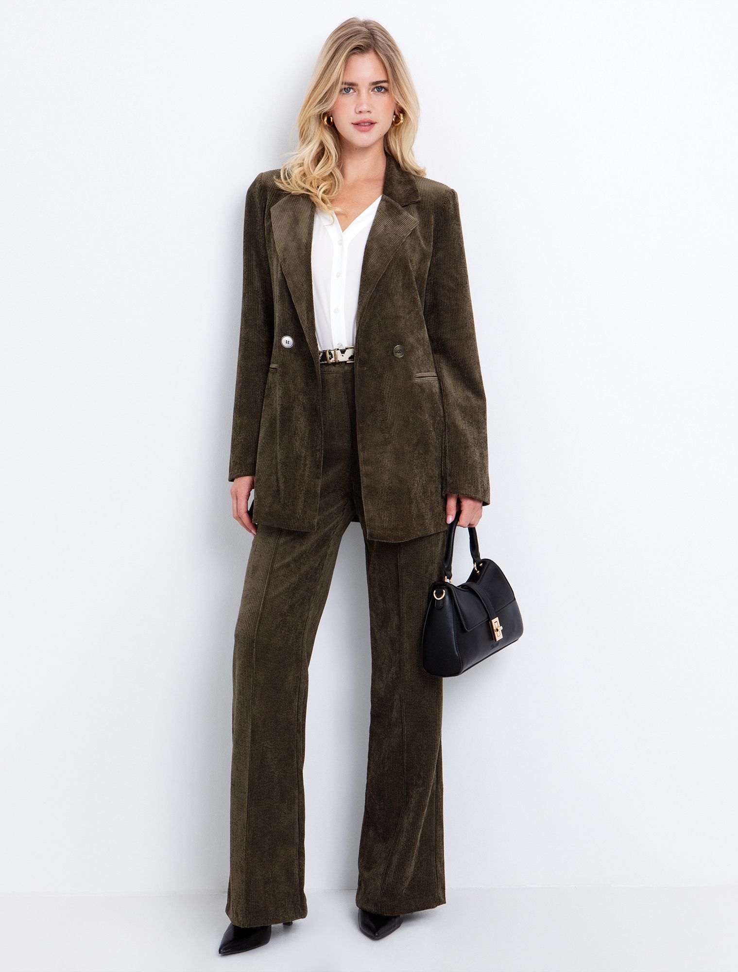 Toi&Moi Κοτλέ παντελόνι σε ίσια γραμμή 20-5789-225-Olive/Λαδί Toi&Moi Κοτλέ παντελόνι σε ίσια γραμμή 20-5789-225-Olive/Λαδί