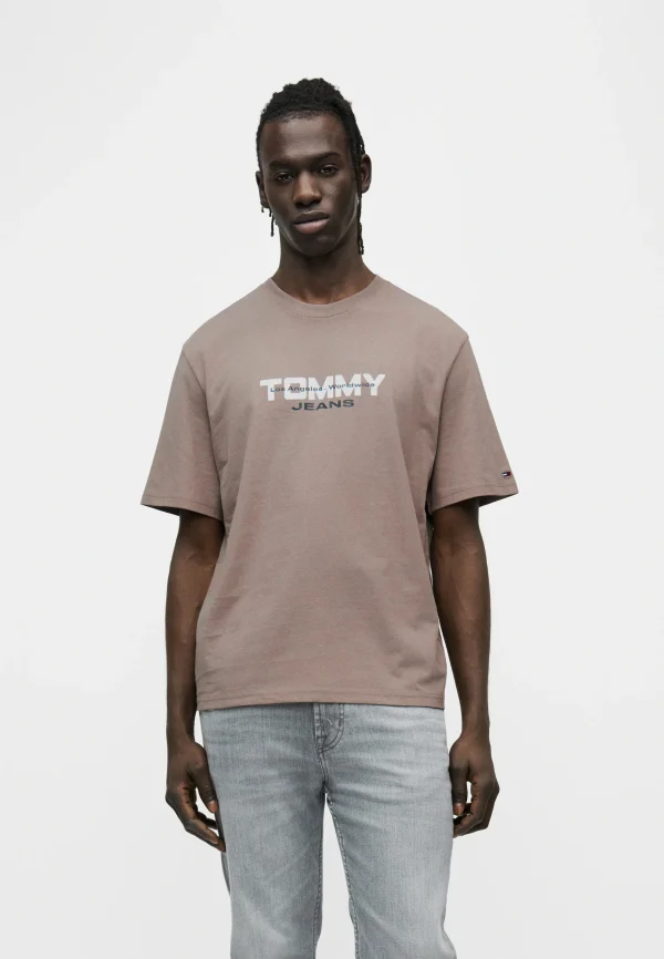 Tommy Jeans Ανδρικό T-shirt με Λαιμόκοψη DM0DM22550-BDS-Beige/Μπέζ