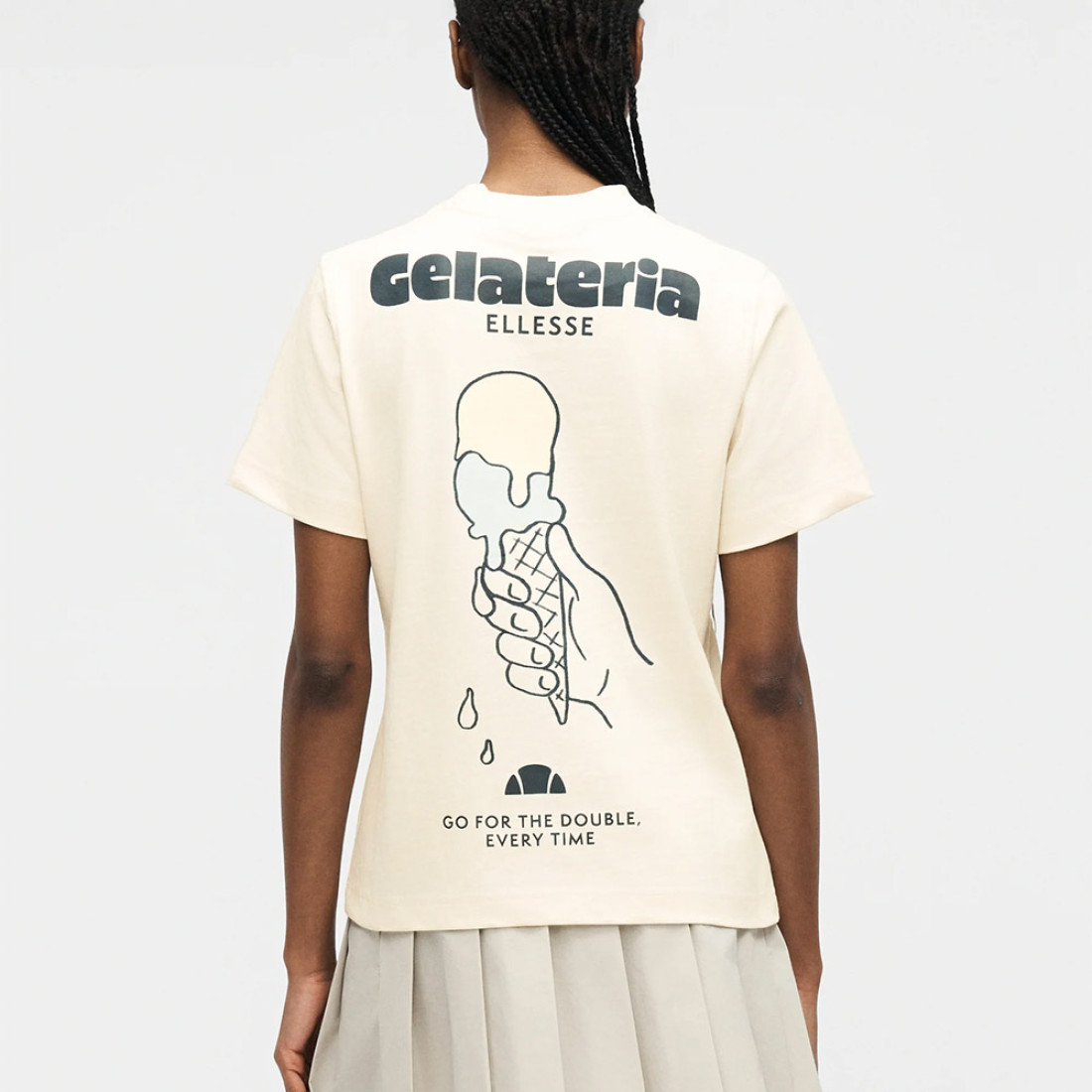 Ellesse Γυναικεία κοντομάνικη μπλούζα Gelateria Tee SGD24410-904-CREAM/Σπασμένο Λευκό Ellesse Γυναικεία κοντομάνικη μπλούζα Gelateria Tee SGD24410-904-CREAM/Σπασμένο Λευκό